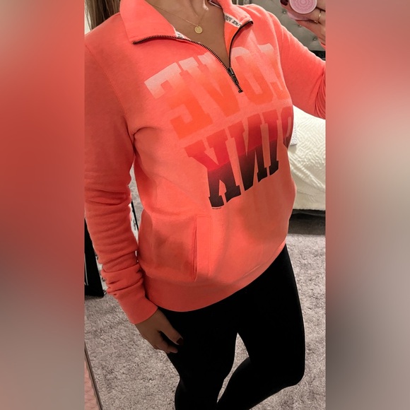 Sweatshirt - Picture 2 of 6